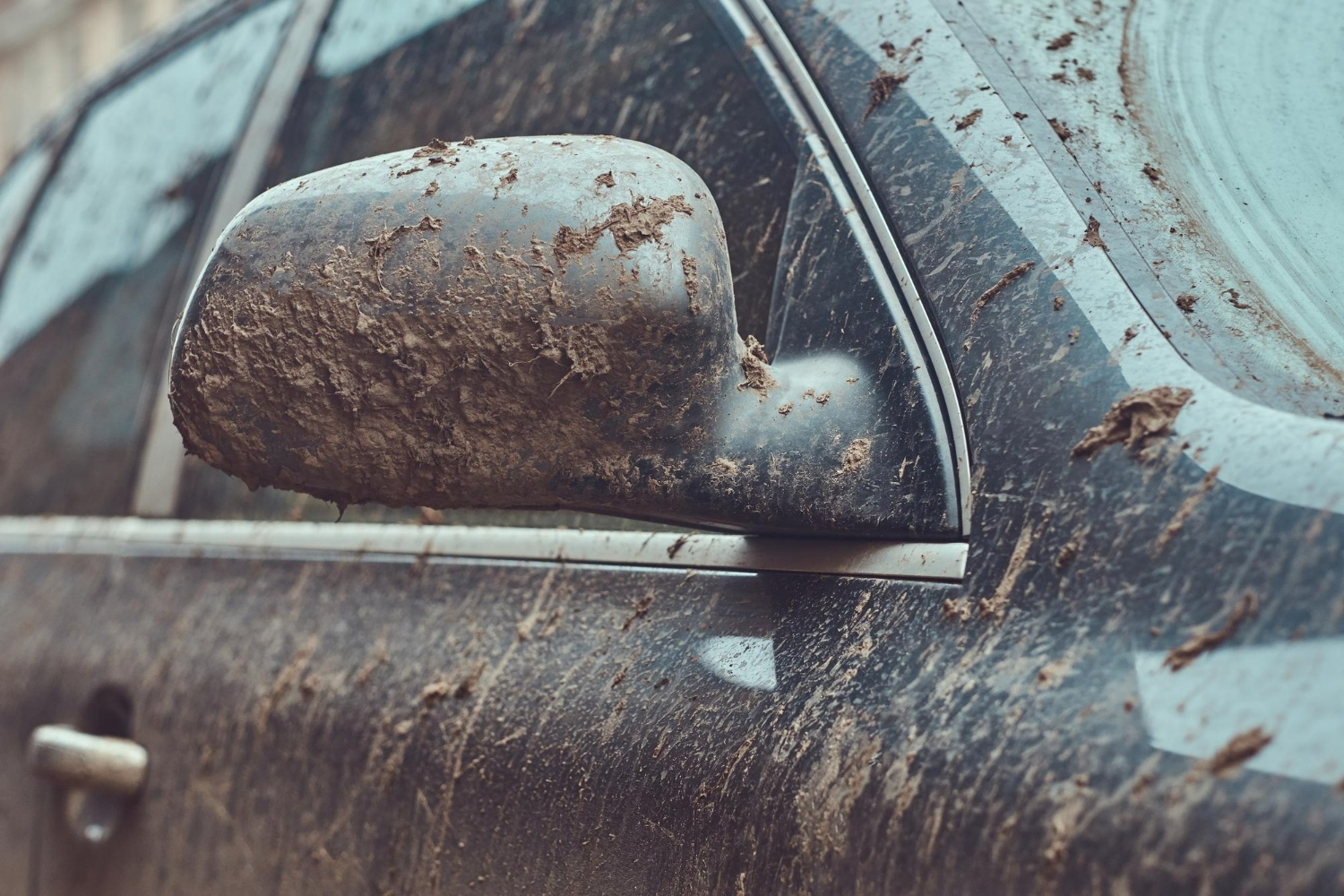 Dirty car, car wash, car polish